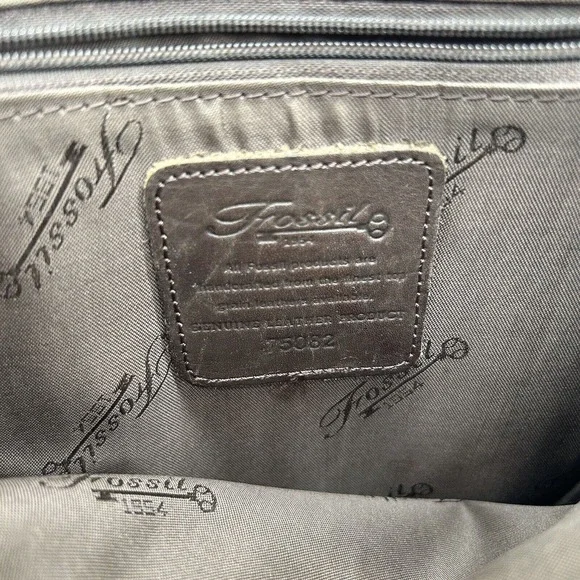 FOSSIL VTG Brown Soft Pebble Distress Leather Organizer Messngr Bag Purse 75082